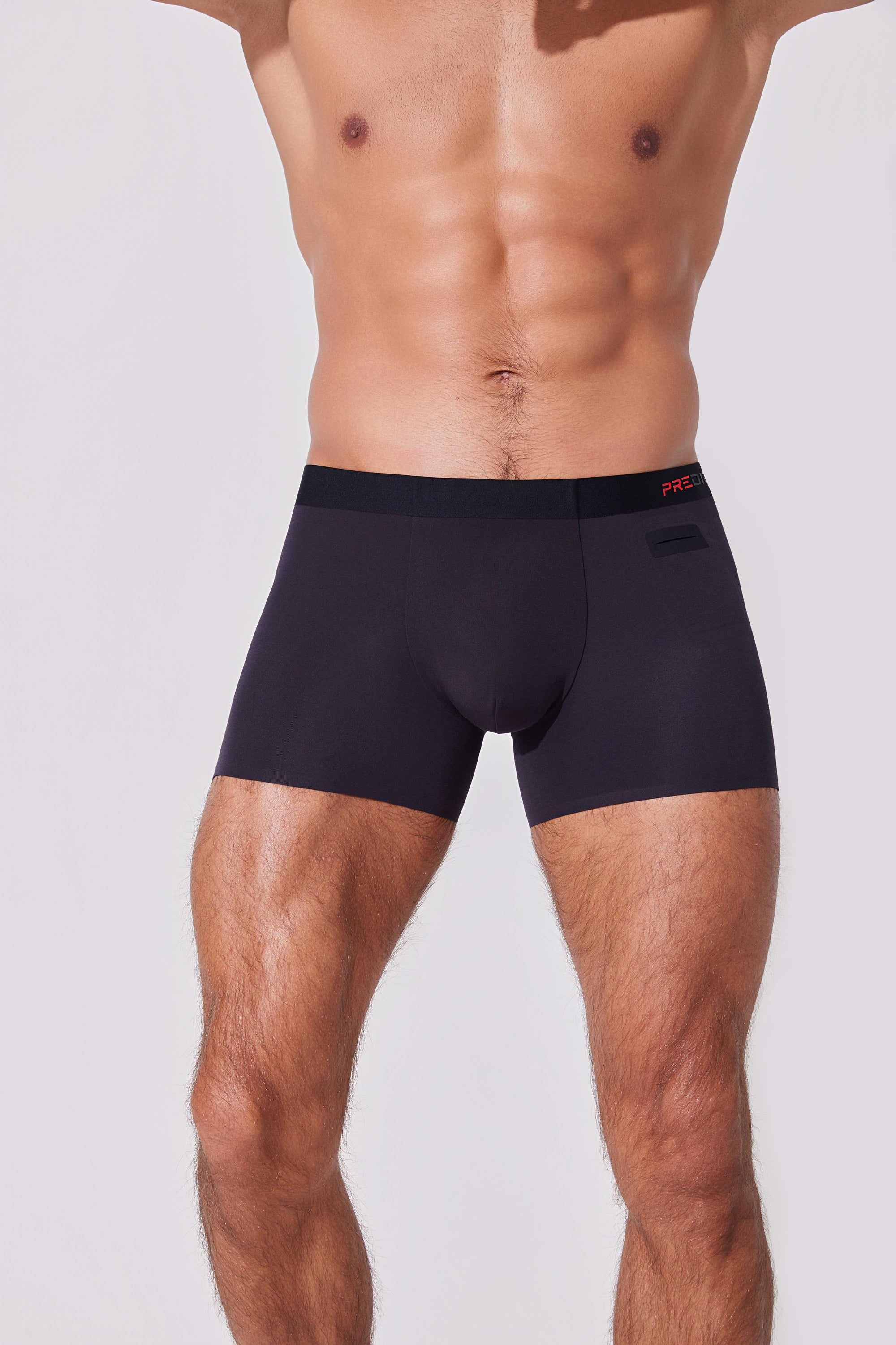 Black men’s boxer briefs with slim fit and seamless design